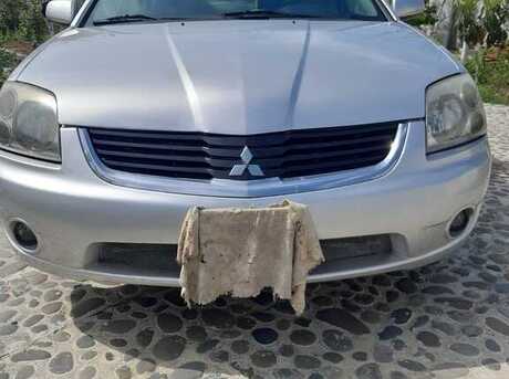 Mitsubishi Galant