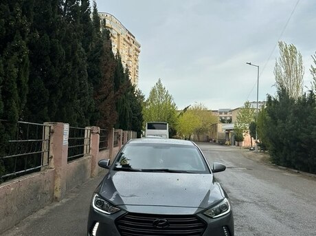 Hyundai Elantra 2017