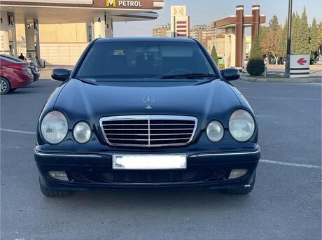 Mercedes E 240 2000