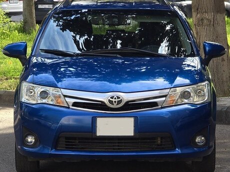 Toyota Corolla Fielder 2014