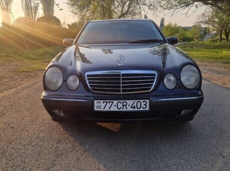 Mercedes E 240 2000