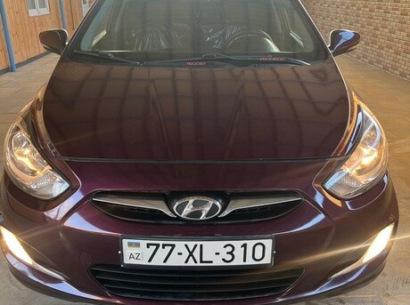 Hyundai Accent 2012