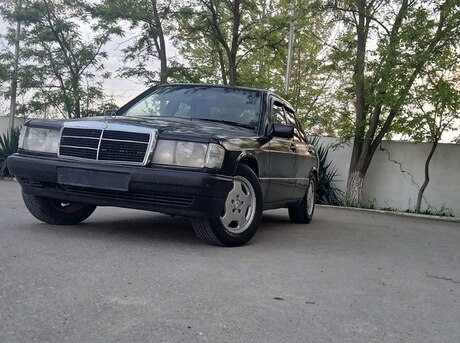 Mercedes 190 1989