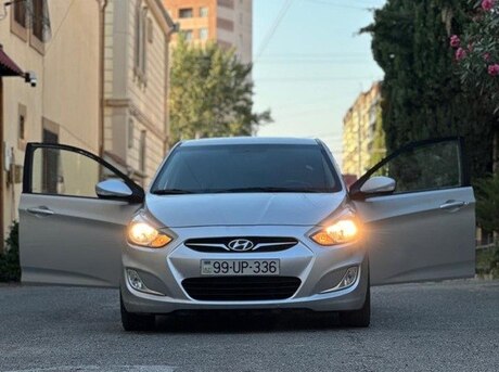 Hyundai Accent 2014