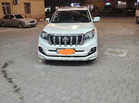 Toyota Land Cruiser Prado 2014