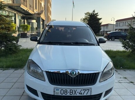 Skoda Praktik 2012