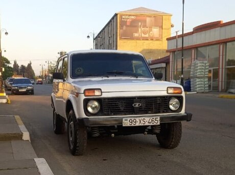 LADA (VAZ) Niva 2002