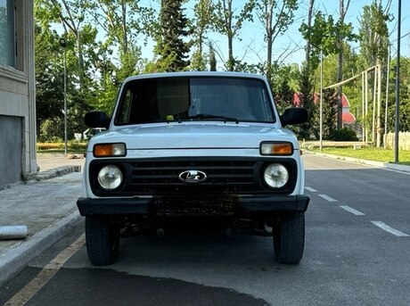 LADA (VAZ) Niva 2013