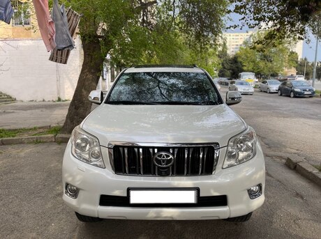 Toyota Land Cruiser Prado 2012