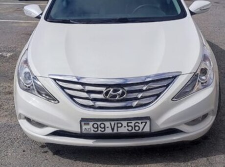 Hyundai Sonata 2010