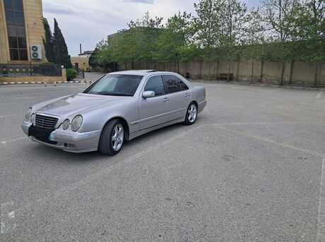 Mercedes E 270 2001