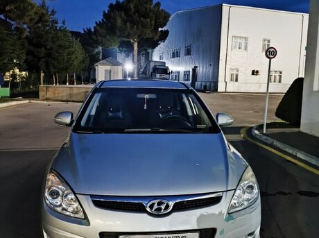 Hyundai i30 2009