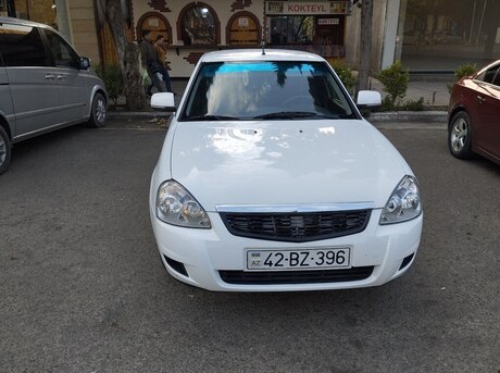 LADA (VAZ) Priora 2017
