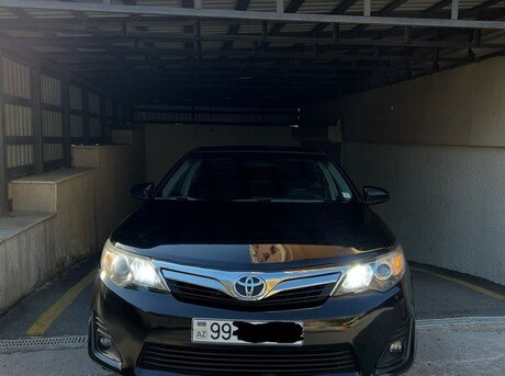 Toyota Camry 2012