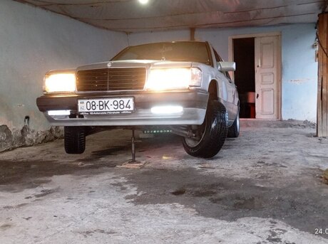Mercedes 190 1989