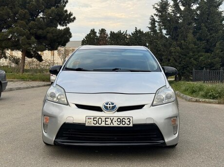 Toyota Prius 2012