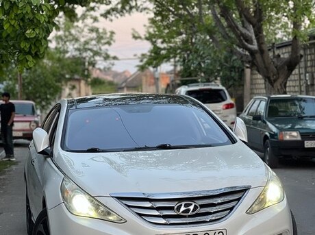 Hyundai Sonata 2011