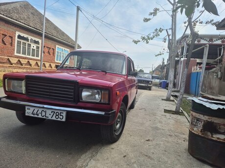 LADA (VAZ) 2107 2001