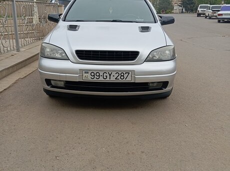 Opel Astra 2008
