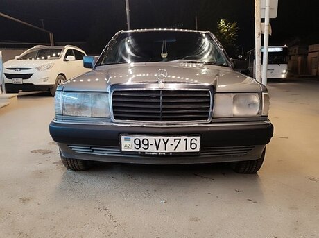 Mercedes 190 1989