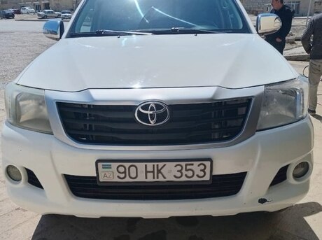 Toyota Hilux 2013