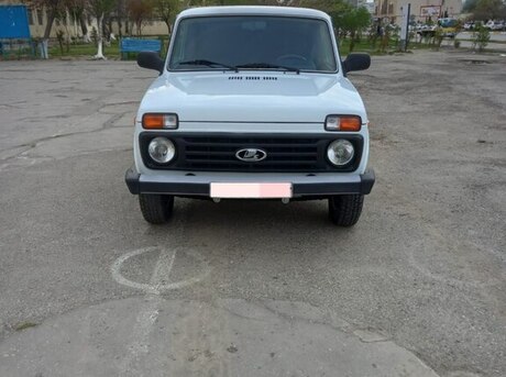 LADA (VAZ) Niva 2013