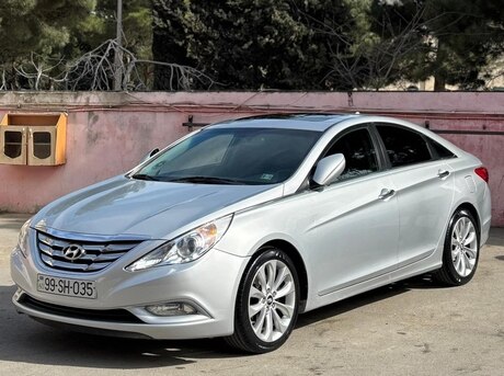 Hyundai Sonata 2010