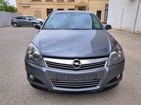 Opel Astra 2007