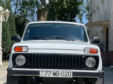 LADA (VAZ) Niva 2012