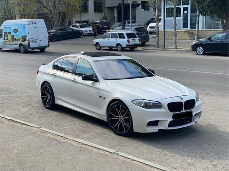 BMW 528