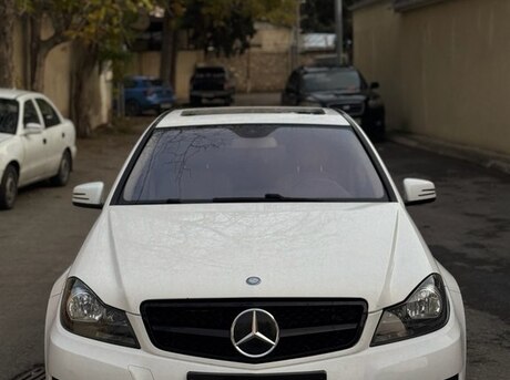 Mercedes C 250