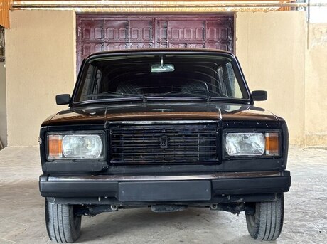 LADA (VAZ) 2107 2010