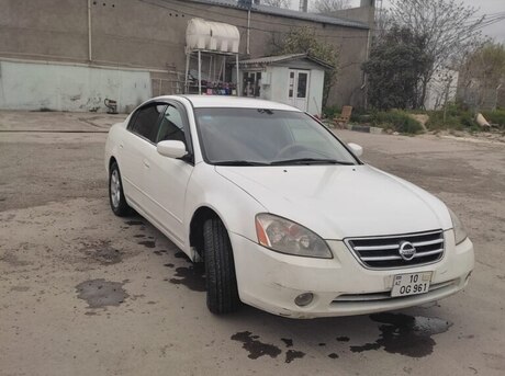 Nissan Altima