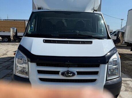 Ford Transit 2011