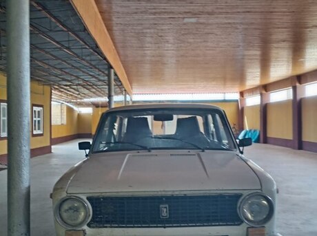 LADA (VAZ) 21011 1986