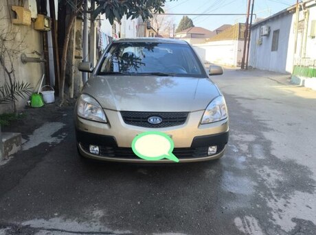 Kia Rio 2005