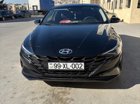 Hyundai Elantra 2022