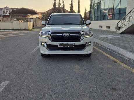 Toyota Land Cruiser 2010