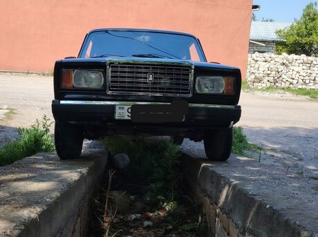 LADA (VAZ) 2107 2010