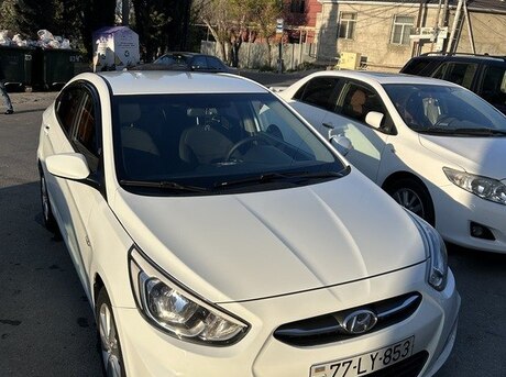 Hyundai Accent