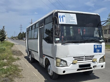 Isuzu NP 37 2008