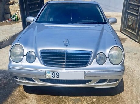 Mercedes E 240 2000