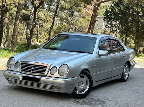 Mercedes E 240 1998
