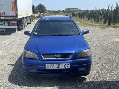 Opel Astra 2004