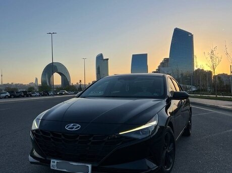 Hyundai Elantra 2021