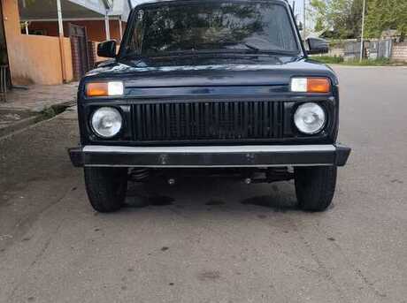 LADA (VAZ) Niva 1990