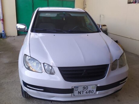 Mitsubishi Airtrek 2001