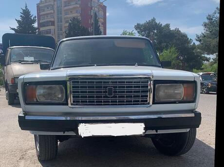 LADA (VAZ) 2107 2000