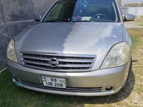 Nissan Teana 2003