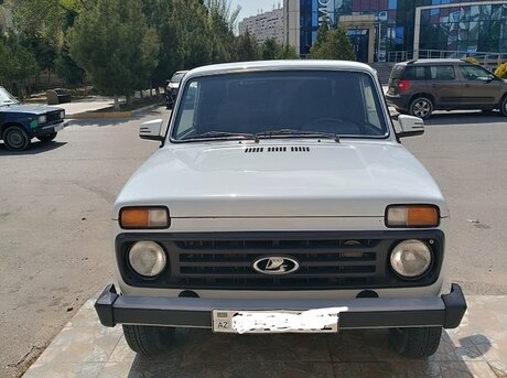 LADA (VAZ) Niva 2009